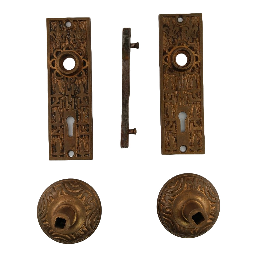 Mallory Wheeler Fleur de Lis Door Set image 2