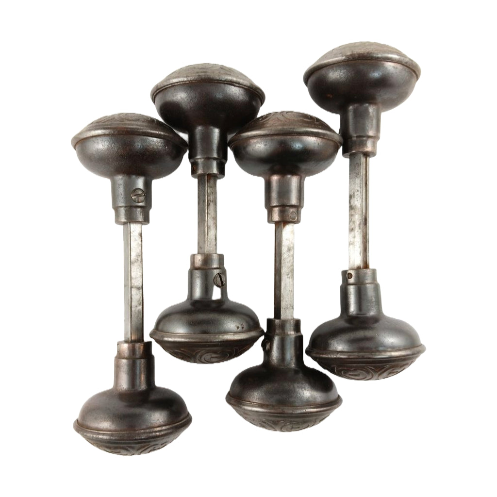 Yale & Town Florian Doorknob Set