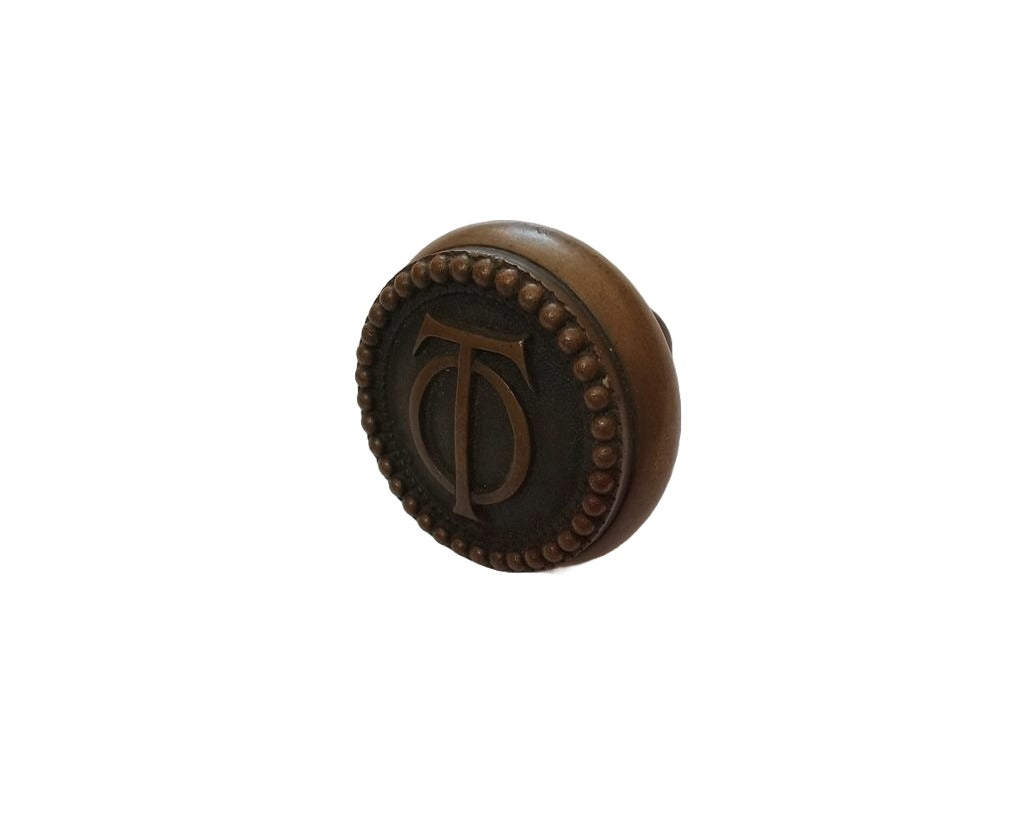 Oliver Hotel Monogrammed Doorknob